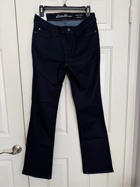 NWT Eddie Bauer Women’s 6 Slightly Curvy Bootcut Jeans